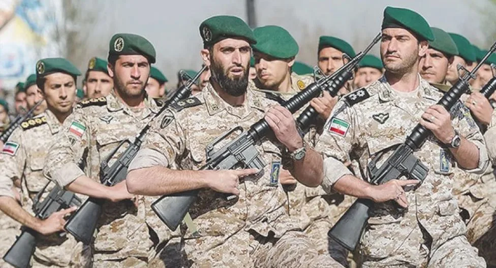 الاستخبارات الإيرانية تعلن عن القبض على فردين مرتبطين بالموساد الإسرائيلي الاستخبارات الإيرانية تعلن عن القبض على فردين مرتبطين بالموساد الإسرائيلي