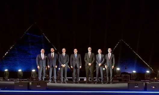 بعد إطلاق خدمات الجيل الخامس.. مصادر للشروق: العملاء لن يتحملوا أي تكاليف إضافية لاستخدام الخدمة الجديدة بعد إطلاق خدمات الجيل الخامس.. مصادر للشروق: العملاء لن يتحملوا أي تكاليف إضافية لاستخدام الخدمة الجديدة