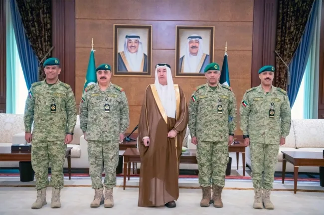 مبارك الحمود: نفخر بمساهمة الحرس الوطني في دعم مؤسسات الدولة مبارك الحمود: نفخر بمساهمة الحرس الوطني في دعم مؤسسات الدولة