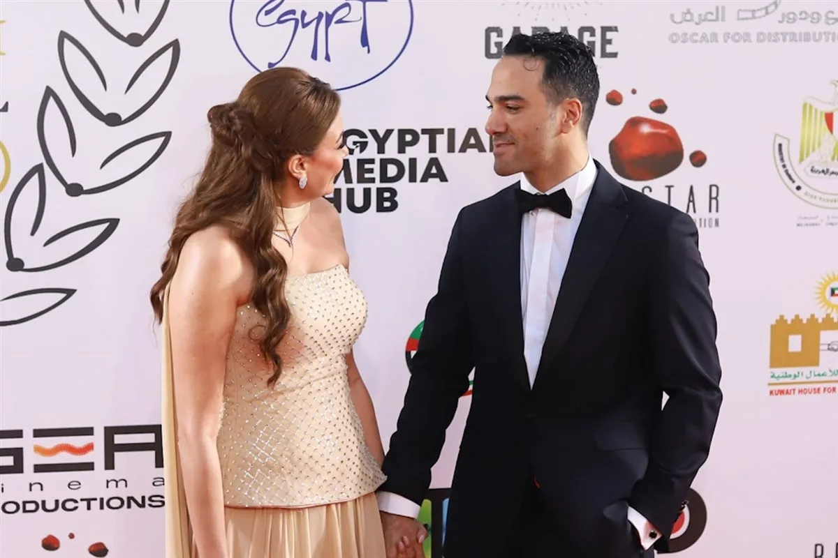 بشرى تُعلن انفصالها عن نجل محمود حميدة بشرى تُعلن انفصالها عن نجل محمود حميدة
