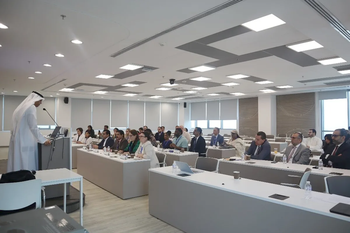 الجامعة الأمريكية في الكويت تنظم ورشة عمل حول استخدام الذكاء الاصطناعي في المدارس الجامعة الأمريكية في الكويت تنظم ورشة عمل حول استخدام الذكاء الاصطناعي في المدارس