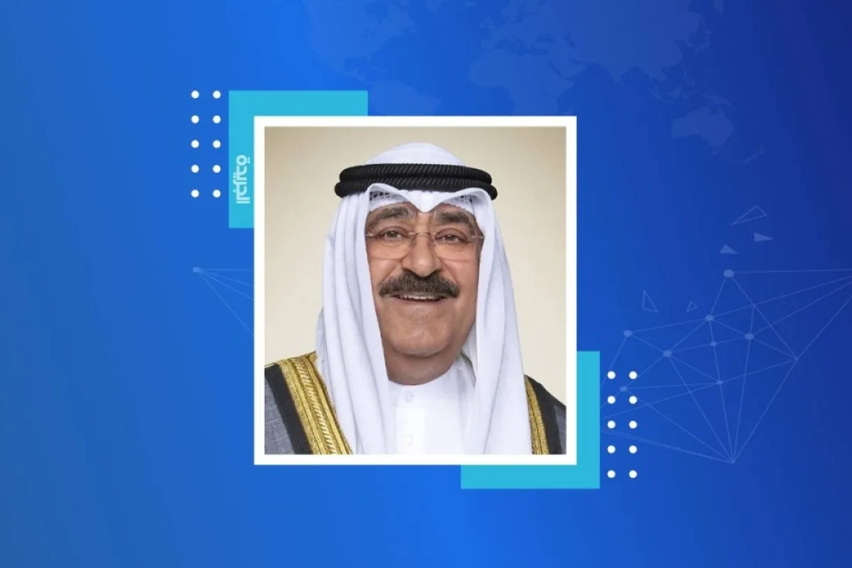 الأمير يرحب بولي العهد ورئيس الوزراء وقائد الحرس الوطني الأمير يرحب بولي العهد ورئيس الوزراء وقائد الحرس الوطني