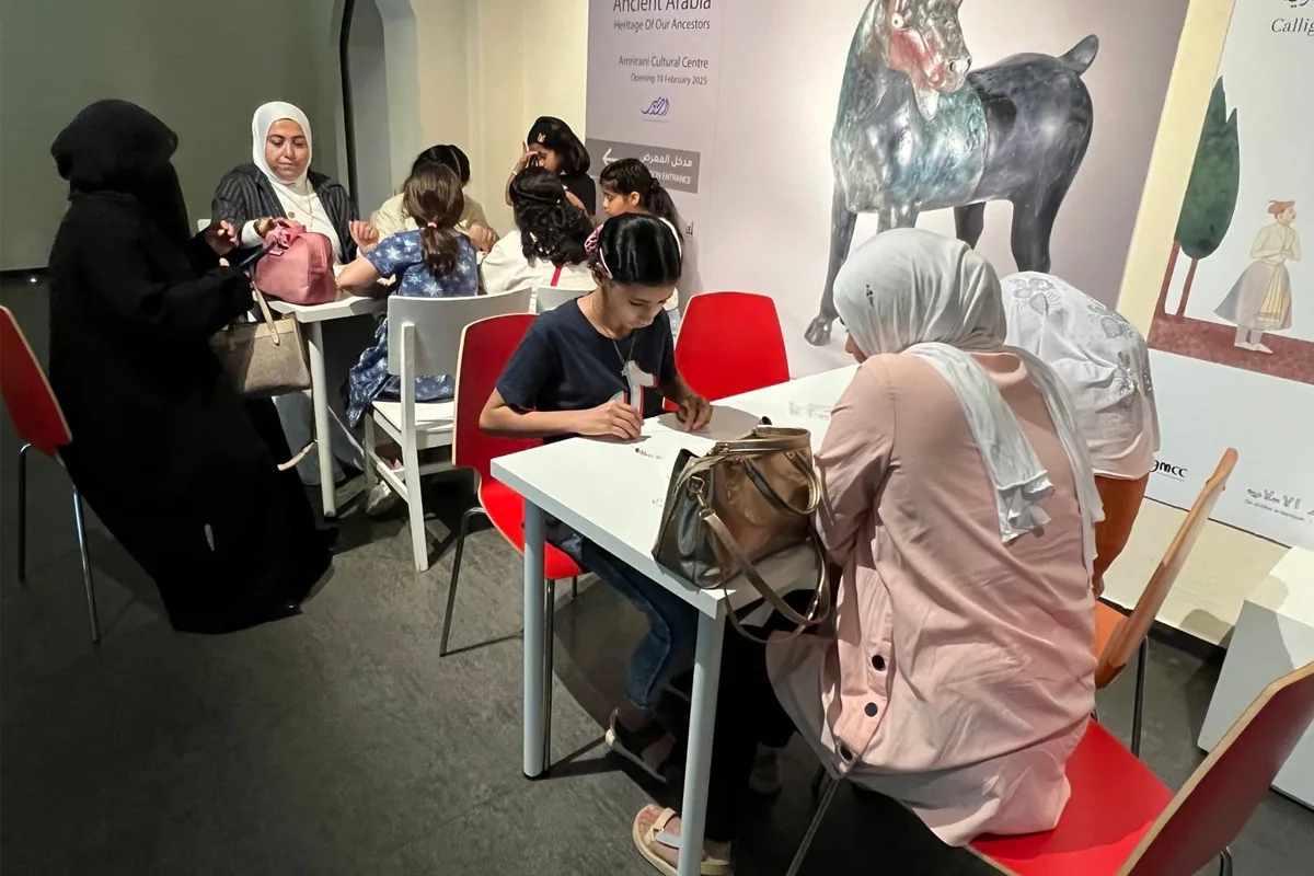 الشباب المبدعون يتألقون في المركز الأمريكي الشباب المبدعون يتألقون في المركز الأمريكي