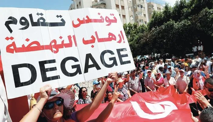 44 عاماً على تأسيس إخوان تونس: عندما يغرق الدم الشموع في الظلام 44 عاماً على تأسيس إخوان تونس: عندما يغرق الدم الشموع في الظلام