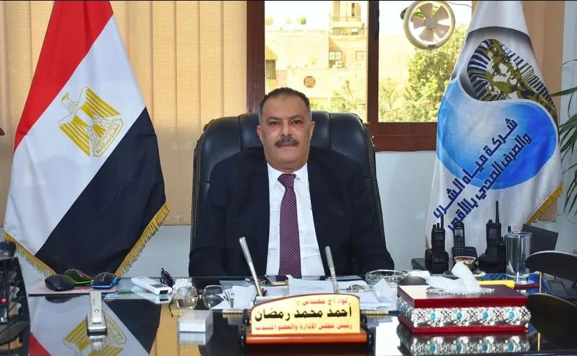 مياه الأقصر تعمل على مد خدمات الصرف الصحي إلى شارع مصر مياه الأقصر تعمل على مد خدمات الصرف الصحي إلى شارع مصر