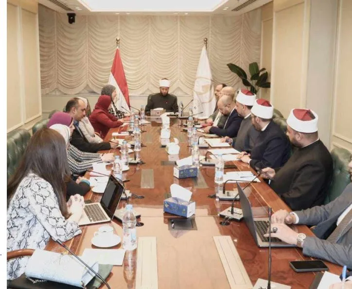 وزير الأوقاف ومديرة المركز القومي للبحوث الاجتماعية والجنائية يتناقشان حول سُبل التعاون المشترك