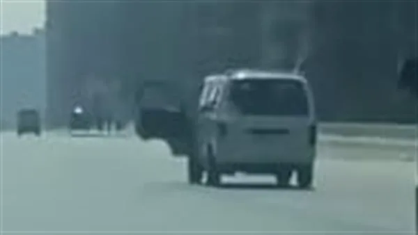 حادث مروع على الدائري في القاهرة.. والشرطة تلقي القبض على السائق حادث مروع على الدائري في القاهرة.. والشرطة تلقي القبض على السائق