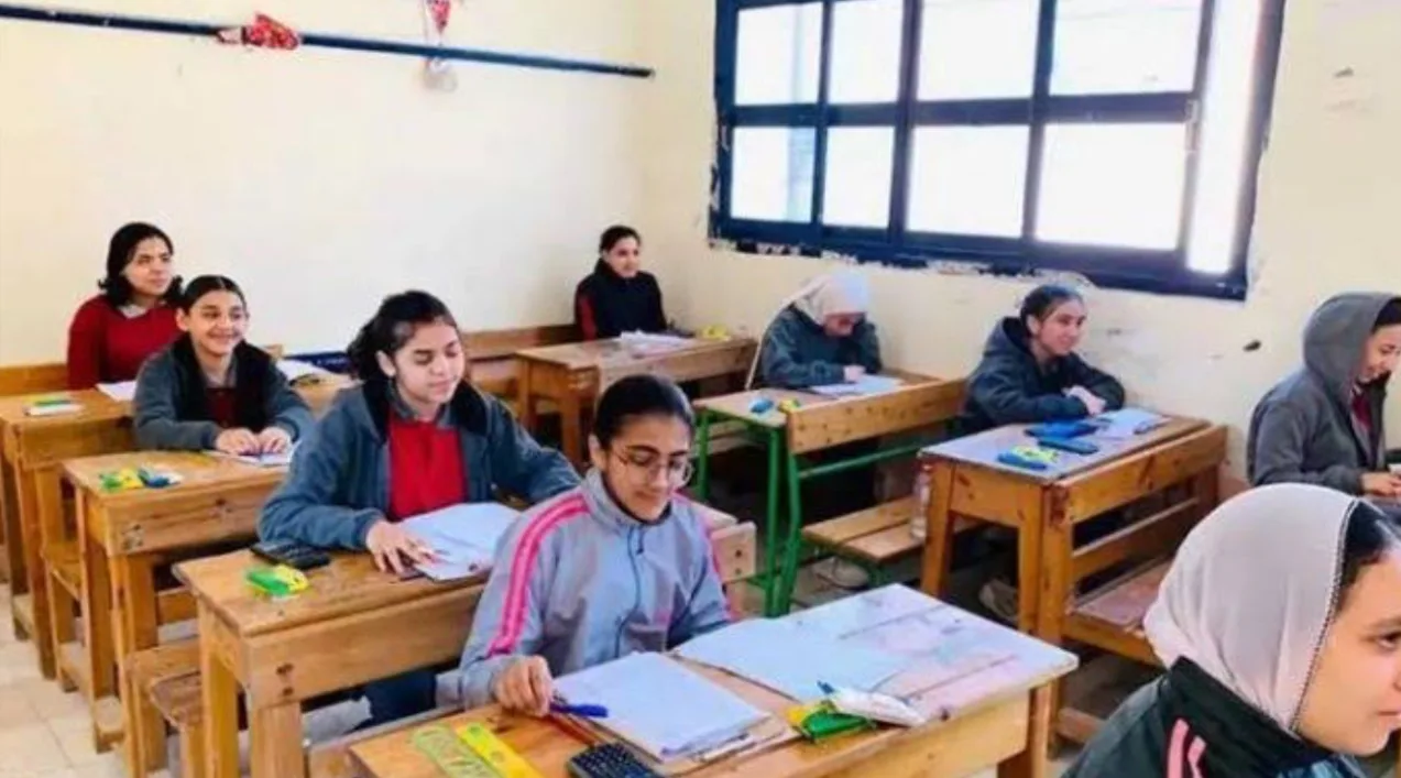 استجابة الحماية المدنية في القاهرة لنداء سيدة مسنّة استجابة الحماية المدنية في القاهرة لنداء سيدة مسنّة