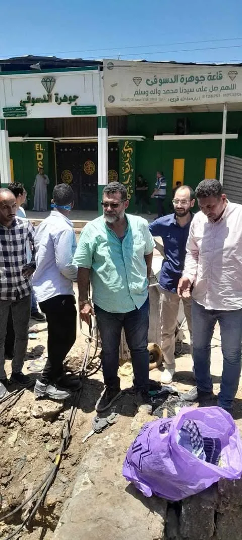 محافظ المنيا يأمر بالتعجيل بإصلاح خط الغاز الطبيعي في سكة تلة دون انقطاع الخدمة عن السكان محافظ المنيا يأمر بالتعجيل بإصلاح خط الغاز الطبيعي في سكة تلة دون انقطاع الخدمة عن السكان