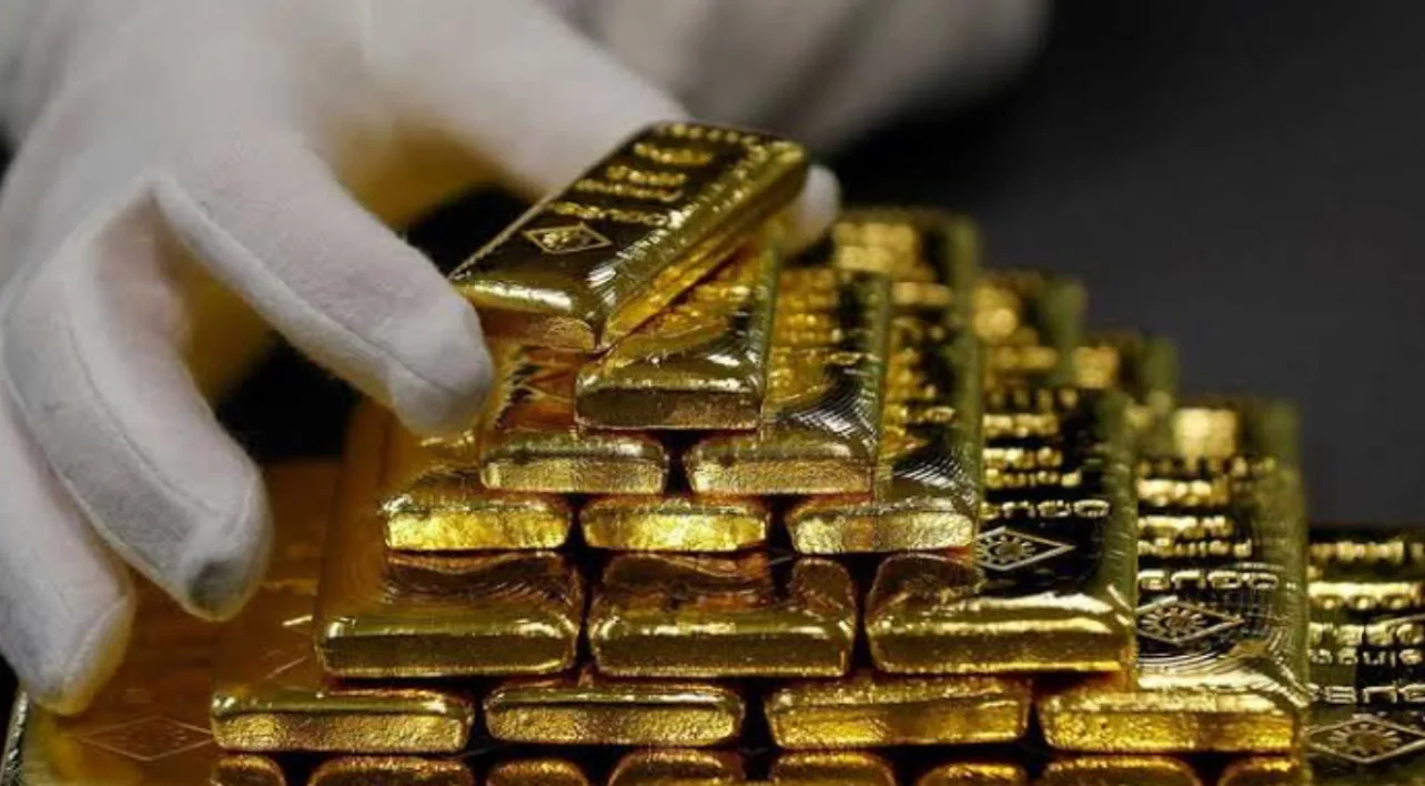 أسعار سبائك الذهب تواصل صعودها في اليوم الثالث من عيد الأضحى أسعار سبائك الذهب تواصل صعودها في اليوم الثالث من عيد الأضحى