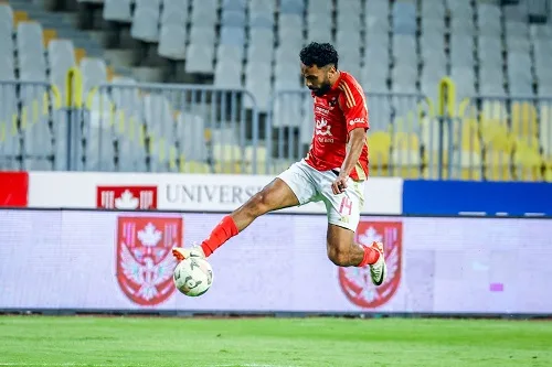 الأهلي يرتدي زيه التقليدي في مواجهة إنتر ميامي خلال افتتاح كأس العالم للأندية الأهلي يرتدي زيه التقليدي في مواجهة إنتر ميامي خلال افتتاح كأس العالم للأندية