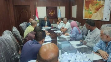 سحب علني لاختيار سيارات الأجرة المرخصة للعمل على كورنيش مطروح في موسم الصيف