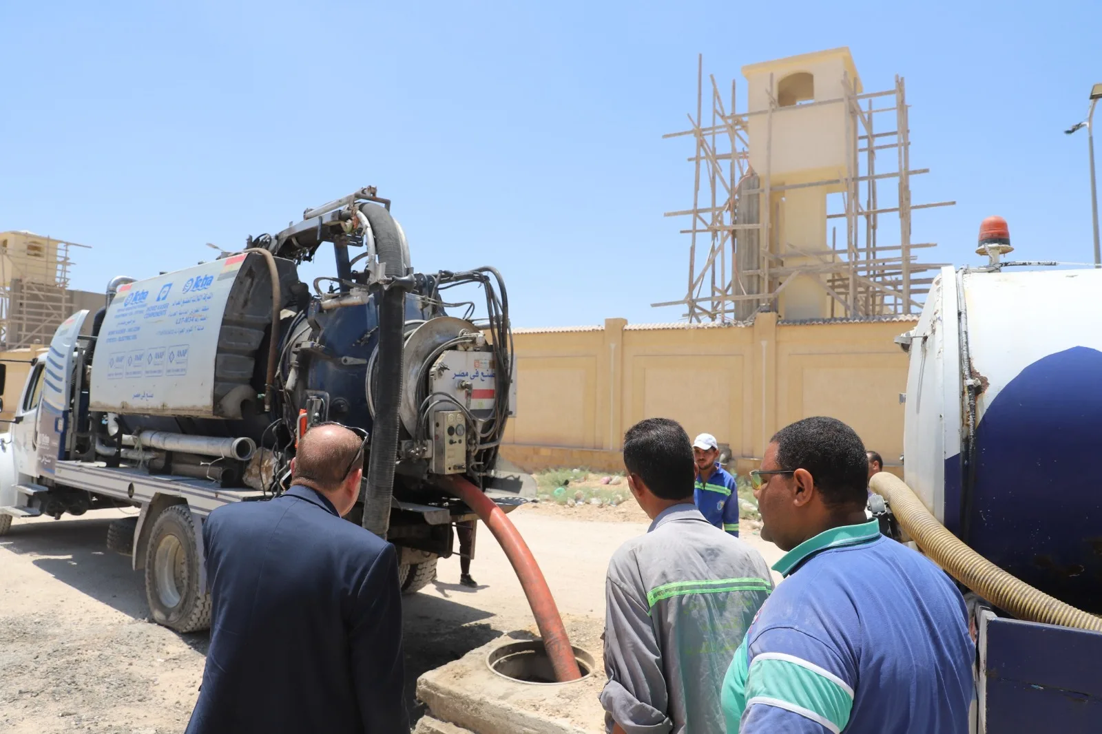 رئيس إدارة الصرف الصحي في الإسكندرية يقوم بزيارة محطة معالجة المجزر الآلي لتعزيز الدعم الفني والبيئي. رئيس إدارة الصرف الصحي في الإسكندرية يقوم بزيارة محطة معالجة المجزر الآلي لتعزيز الدعم الفني والبيئي.