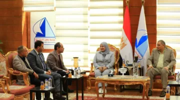 جامعة كفر الشيخ تتعاون مع وزارة البيئة وGIZ لإعداد الدليل الأول لإدارة النفايات الصلبة في الجامعات