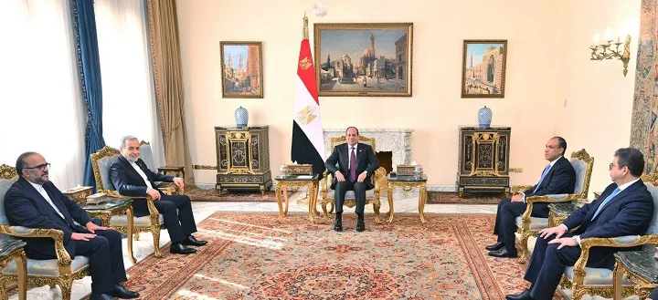 وزير خارجية إيران: اجتماعي مع الرئيس السيسي كان مثمراً ويعكس التزامنا المشترك بتعزيز العلاقات وزير خارجية إيران: اجتماعي مع الرئيس السيسي كان مثمراً ويعكس التزامنا المشترك بتعزيز العلاقات