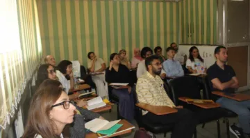 مركز المكتبة يستضيف أنشطة التدريب العملي في ترميم المخطوطات