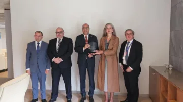 وزير العمل يطمئن رئيس الاتحاد العالمي للتوظيف بأن الدولة مستعدة لتقديم عمالة مصرية مؤهلة ومُدربة.