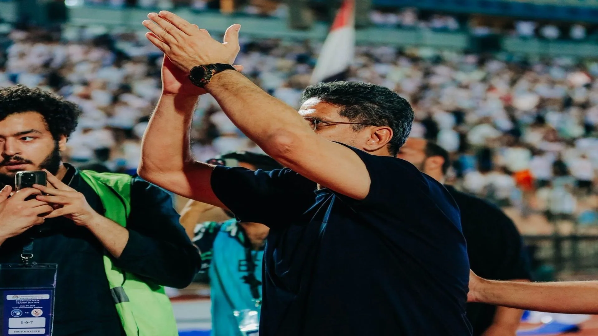 الرمادي: لست لاعباً هاوياً.. ولا أترقب قرار الزمالك الرمادي: لست لاعباً هاوياً.. ولا أترقب قرار الزمالك