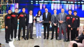 اليوم.. أبطال السباحة ورفع الأثقال والتجديف والهوكي والبادمنتون يتواجدون مع منى الشاذلي.