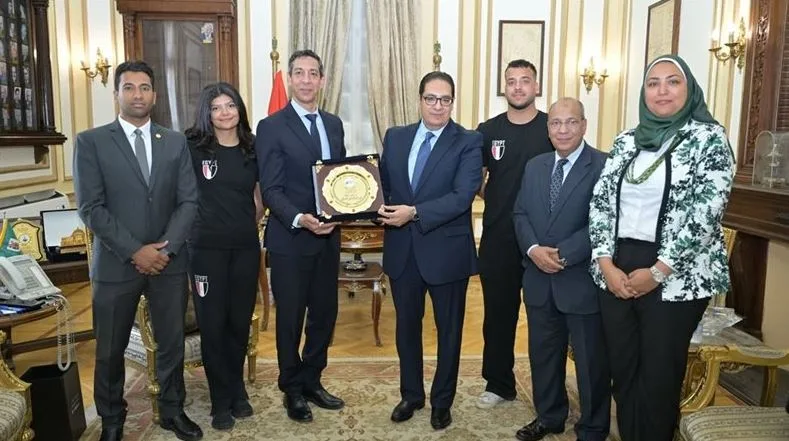 جامعة القاهرة تعزز الرياضة في مصر من خلال شراكة قوية مع الاتحاد المصري لألعاب القوى جامعة القاهرة تعزز الرياضة في مصر من خلال شراكة قوية مع الاتحاد المصري لألعاب القوى