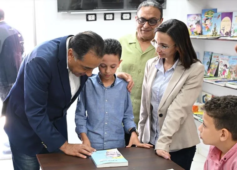 رئيس الوزراء يزور مشروع “كتابك” الثقافي في قرية زاوية صقر بمحافظة البحيرة رئيس الوزراء يزور مشروع “كتابك” الثقافي في قرية زاوية صقر بمحافظة البحيرة