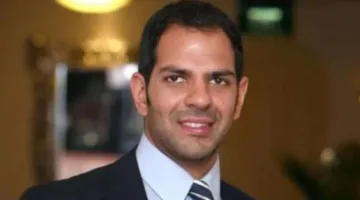 هل تستطيع النحلة أن تقتل؟ وفاة الملياردير الهندي سانجاي كابور تثير الشكوك