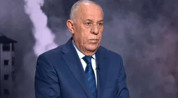 خبير عسكري: الاستراتيجية الصبورة تعزز من موقف إيران إذا استمرت المواجهة مع إسرائيل لفترة طويلة.