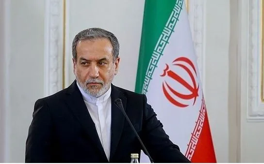 وزير الخارجية الإيراني: نؤكد نيتنا في ممارسة حقنا المشروع للدفاع والرد بشكل متبادل وزير الخارجية الإيراني: نؤكد نيتنا في ممارسة حقنا المشروع للدفاع والرد بشكل متبادل