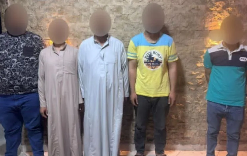 الشرطة تقبض على المشتبه بهم في الاعتداء على صاحب متجر بيطري في الشرقية الشرطة تقبض على المشتبه بهم في الاعتداء على صاحب متجر بيطري في الشرقية