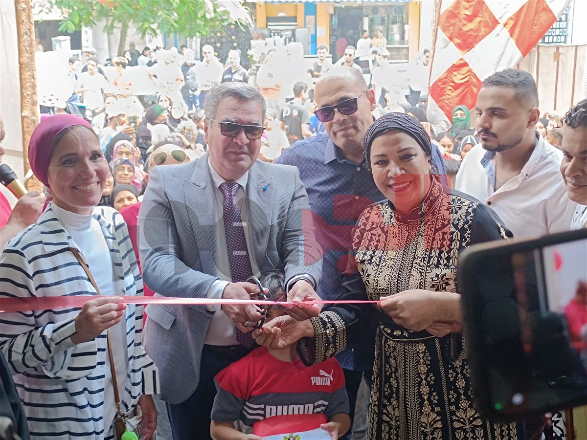 النائبة نشوي الديب ومحمد مرعي سكرتير عام مساعد محافظة الجيزة
