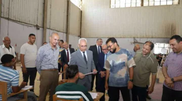 رئيس جامعة المنيا يزور كليات متعددة لمتابعة سير الامتحانات ويشدد على تقديم كافة أشكال الدعم للطلاب.