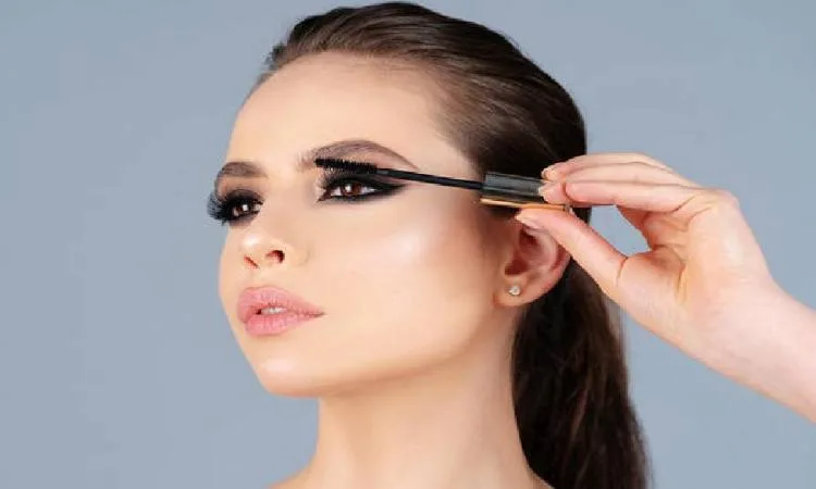 6 إرشادات لمظهر مكياج صباحي ناعم واحترافي 6 إرشادات لمظهر مكياج صباحي ناعم واحترافي