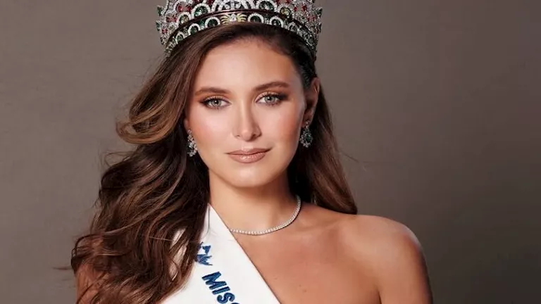 6 صور لندى كوسا بإطلالة أنيقة ومحافظة في أحدث إطلالة لها 6 صور لندى كوسا بإطلالة أنيقة ومحافظة في أحدث إطلالة لها
