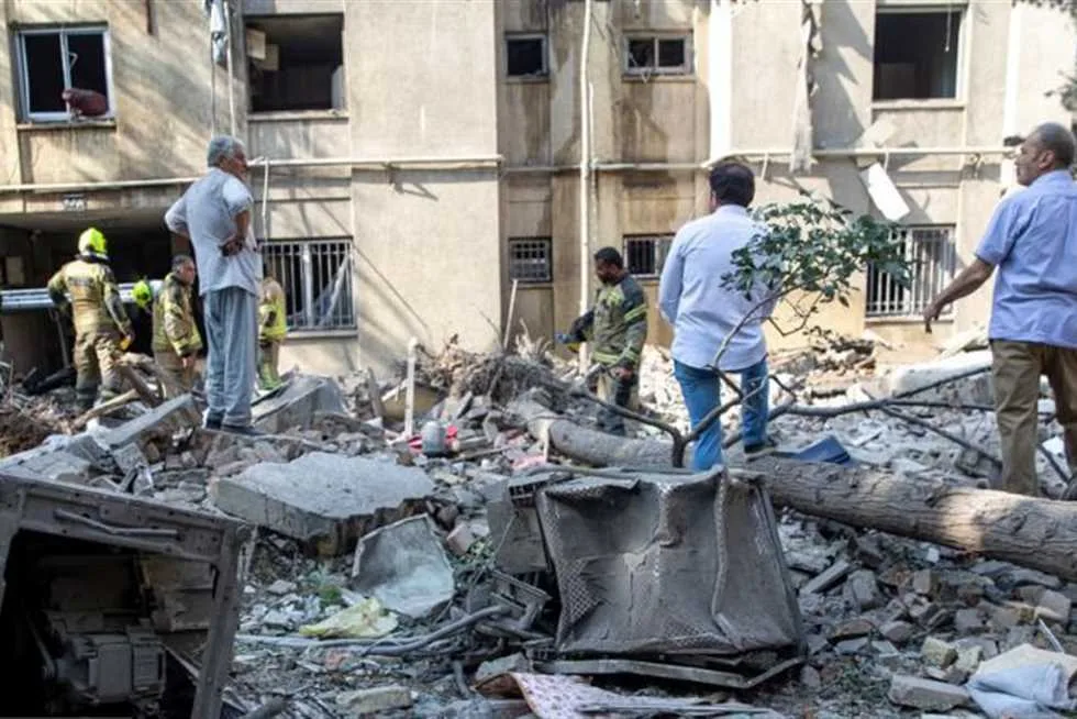 «60 ضحية بينهم 20 طفلاً».. إيران: إسرائيل تستهدف مجمعًا سكنيًا في طهران «60 ضحية بينهم 20 طفلاً».. إيران: إسرائيل تستهدف مجمعًا سكنيًا في طهران
