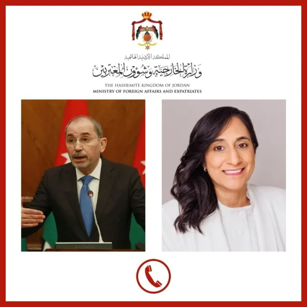 وزير الخارجية يناقش مع نظيرته الكندية سبل تهدئة التوترات في المنطقة وزير الخارجية يناقش مع نظيرته الكندية سبل تهدئة التوترات في المنطقة