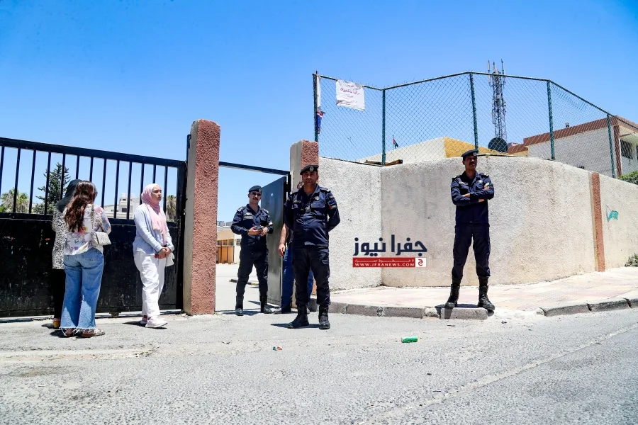 210,000 طالب وطالبة سيتوجهون لامتحان “التوجيهي” 210,000 طالب وطالبة سيتوجهون لامتحان “التوجيهي”