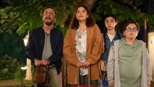 موعد عرض مسلسل “العائلة السعيدة” على قناة ATV التركية في صيف 2025 موعد عرض مسلسل “العائلة السعيدة” على قناة ATV التركية في صيف 2025