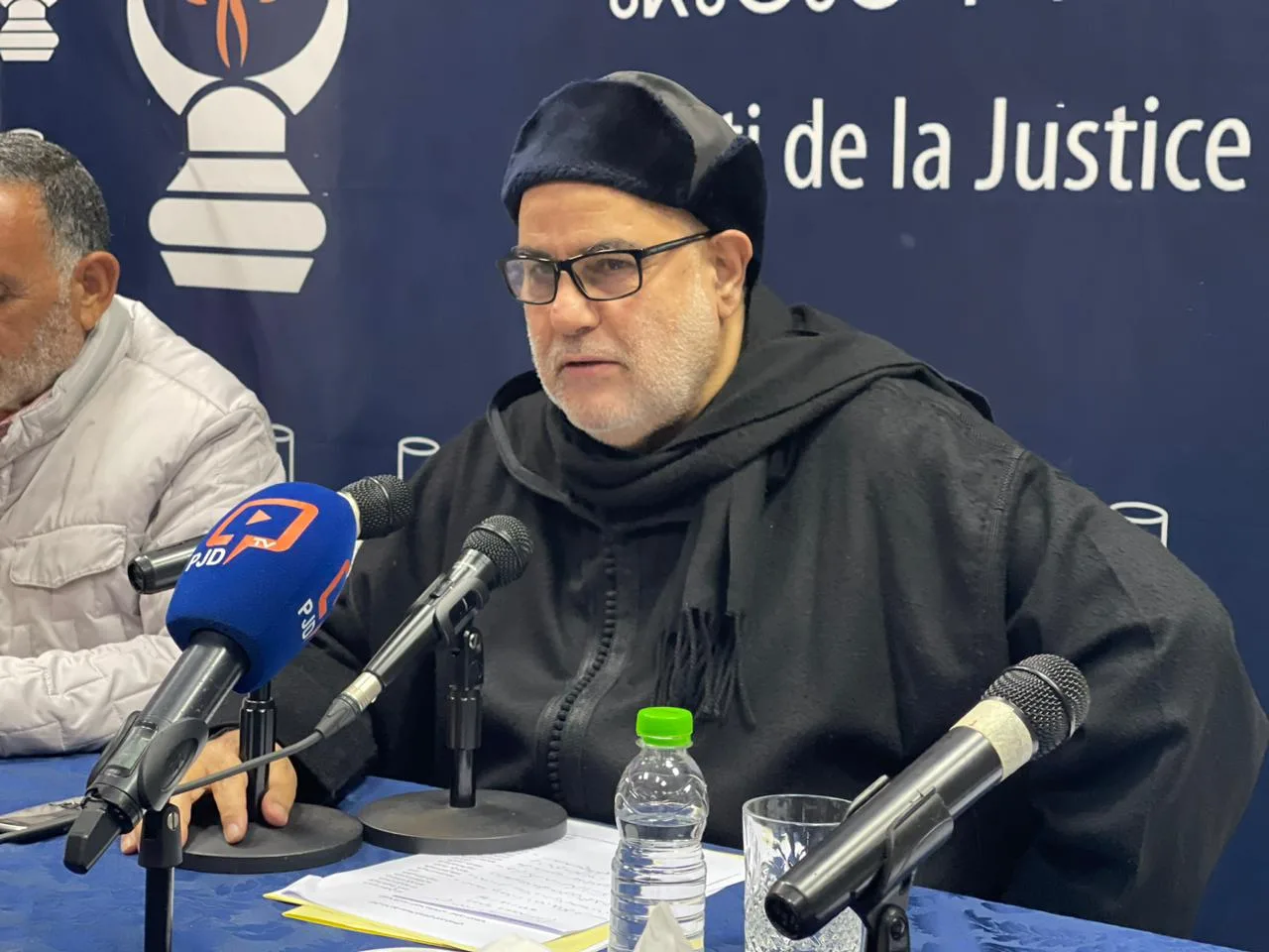 البيجيدي يدين الاعتداء على العثماني وينبه من ازدياد المديونية البيجيدي يدين الاعتداء على العثماني وينبه من ازدياد المديونية