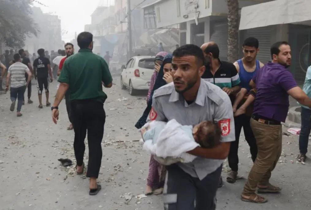 استشهاد طفل فلسطيني بنيران الاحتلال في جنوب قطاع غزة استشهاد طفل فلسطيني بنيران الاحتلال في جنوب قطاع غزة