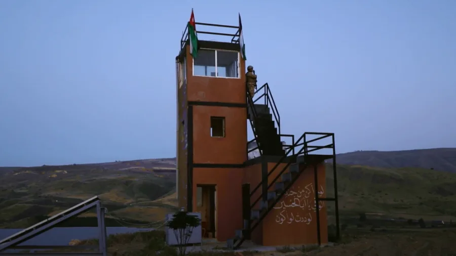اعتقال شخص حاول عبور الحدود الشمالية بطرق غير قانونية اعتقال شخص حاول عبور الحدود الشمالية بطرق غير قانونية