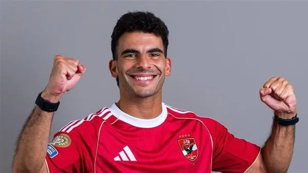 فيما يخص الانتقال من الزمالك إلى الأهلي.. الشحات: زيزو هو الصفقة الكبرى وليس إمام عاشور فيما يخص الانتقال من الزمالك إلى الأهلي.. الشحات: زيزو هو الصفقة الكبرى وليس إمام عاشور