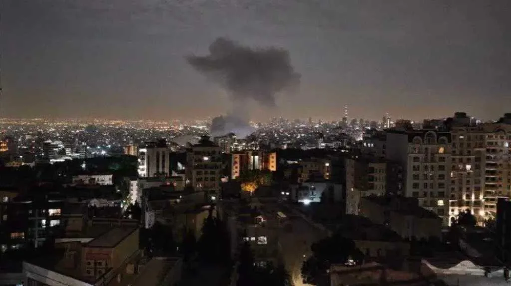 عاجل.. التقرير الإيراني: 60 مدنياً قُتلوا جراء صواريخ إسرائيل عاجل.. التقرير الإيراني: 60 مدنياً قُتلوا جراء صواريخ إسرائيل