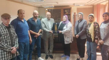 هيئة قصور الثقافة تحتفي بلاميس الشرنوبي، رئيس إقليم القاهرة، بمناسبة بلوغها سن التقاعد القانوني