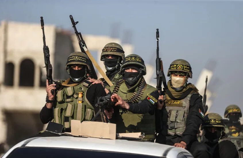 كتائب حزب الله العراقية تنذر الولايات المتحدة من التدخل في النزاع بين إسرائيل وإيران كتائب حزب الله العراقية تنذر الولايات المتحدة من التدخل في النزاع بين إسرائيل وإيران