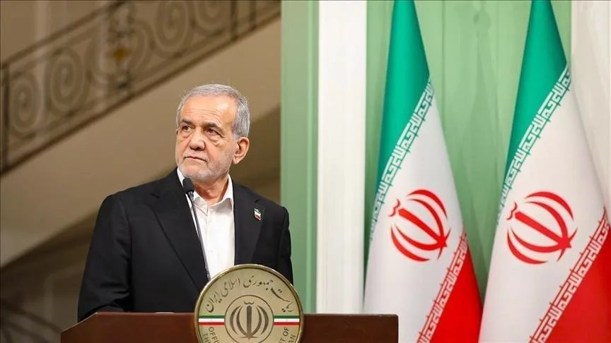 الرئيس الإيراني: لن نستسلم للهيمنة الأمريكية الرئيس الإيراني: لن نستسلم للهيمنة الأمريكية