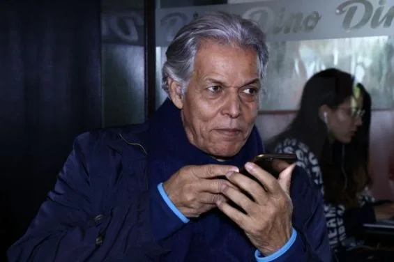 زعيم سابق في البوليساريو: الجزائر تستفيد من الصحراويين لتحقيق مصالحها والمغرب يحظى بالأغلبية. زعيم سابق في البوليساريو: الجزائر تستفيد من الصحراويين لتحقيق مصالحها والمغرب يحظى بالأغلبية.