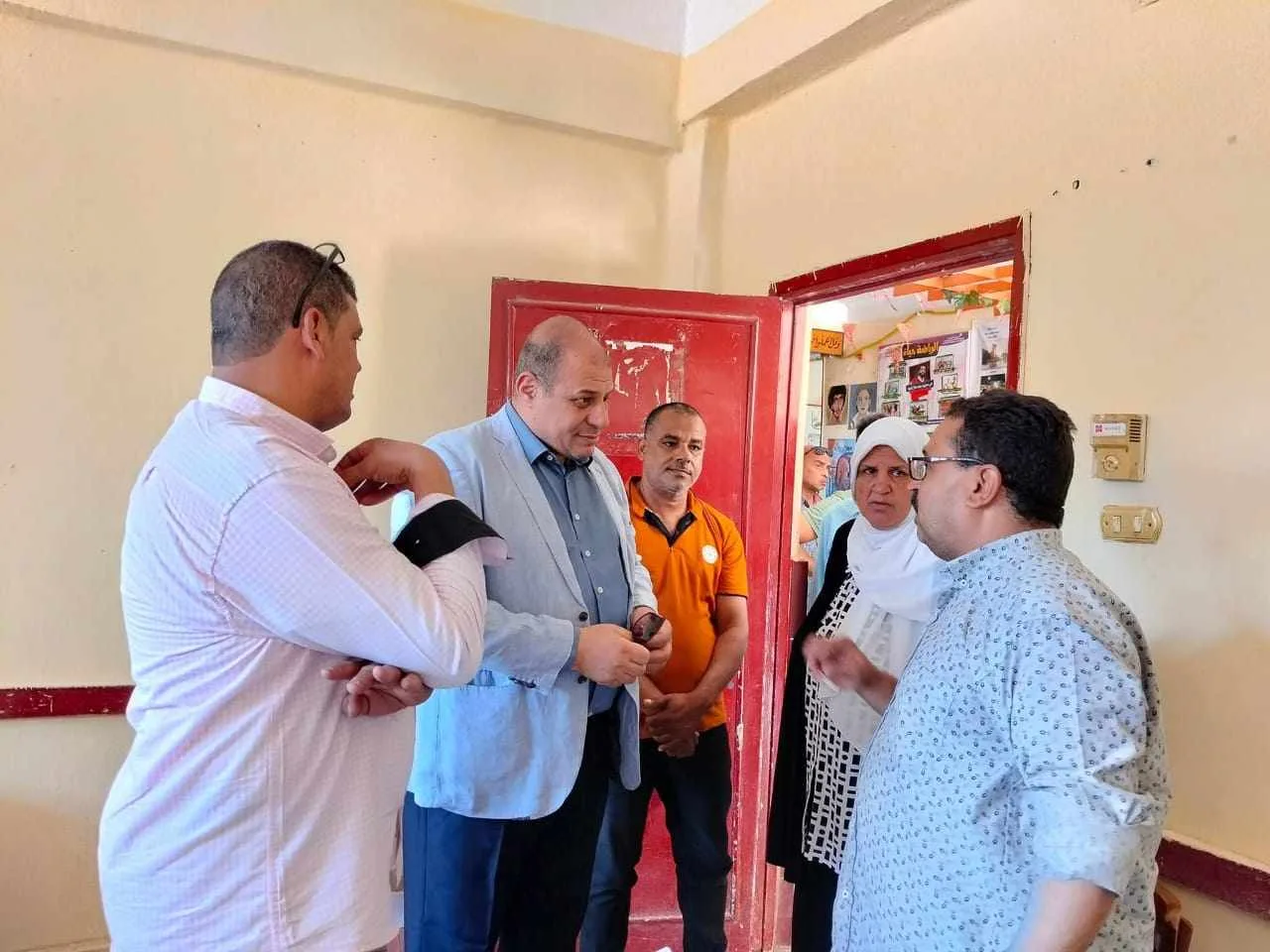 وكيل وزارة التعليم في قنا: استقبال تظلمات اعتذار الثانوية العامة مستمر حتى الخميس القادم. وكيل وزارة التعليم في قنا: استقبال تظلمات اعتذار الثانوية العامة مستمر حتى الخميس القادم.