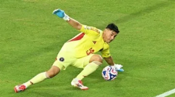 أوسكار أوستاري يُتوّج بجائزة أفضل لاعب في مباراة الأهلي وإنتر ميامي بكأس العالم للأندية.