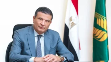 وزير الزراعة يتفقد صحة مسؤول حماية الأراضي في سوهاج بعد تعرضه للاعتداء أثناء حملة إزالة التعديات