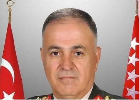 رئيس الأركان التركي يلتقي بنظيره الإيطالي في أنقرة رئيس الأركان التركي يلتقي بنظيره الإيطالي في أنقرة